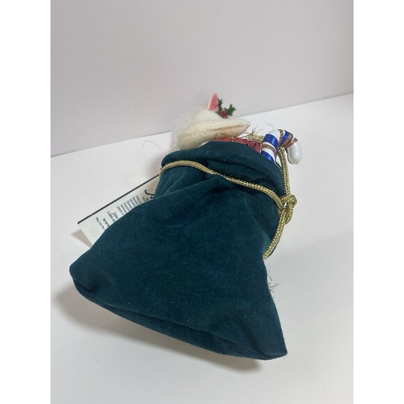 NWT AnnaLee Christmas White  8" Toy Bag Bear Holding Presents Collectible No Box - Picture 7 of 8